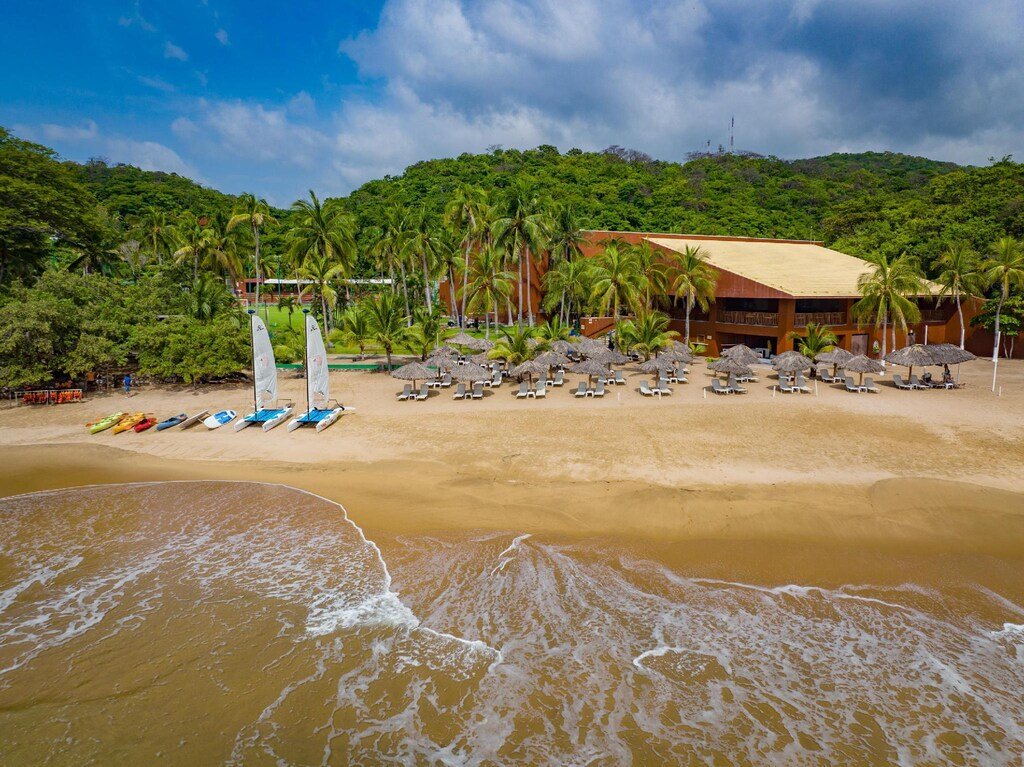 Las Brisas Huatulco resort