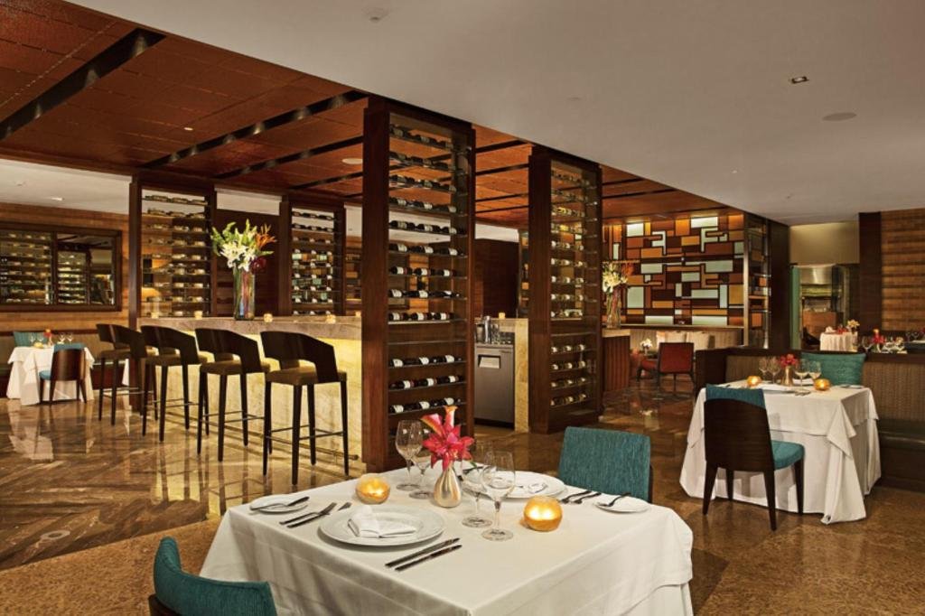 Secrets The Vine Cancun resort