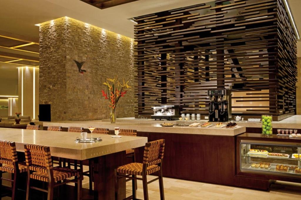 Secrets The Vine Cancun resort