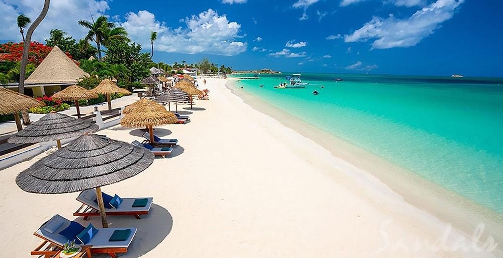 Sandals Grande Antigua resort
