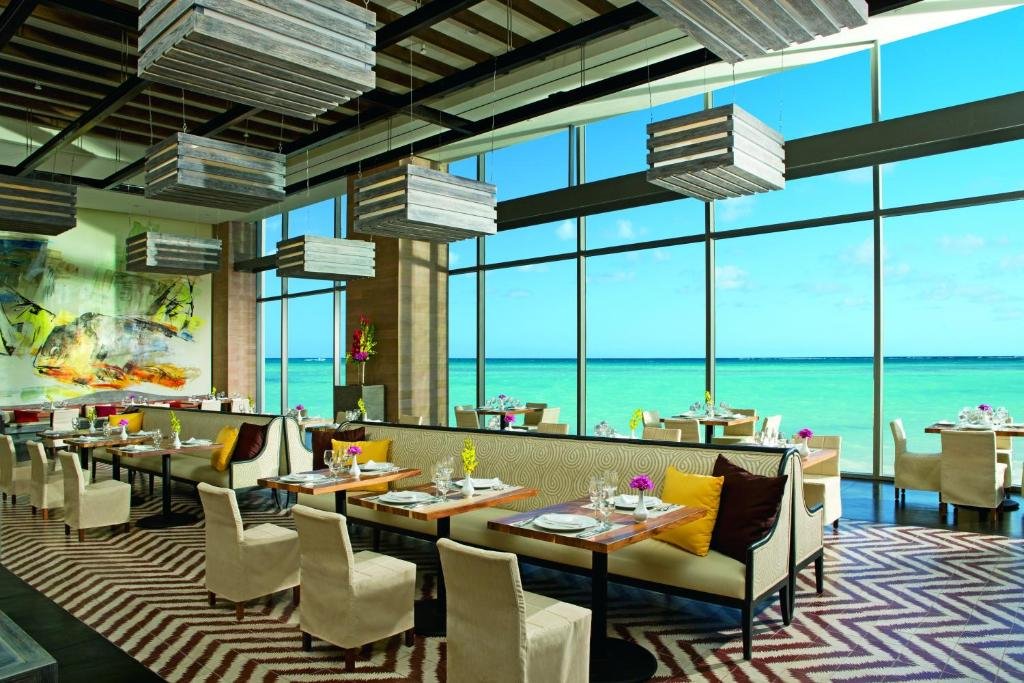 Secrets The Vine Cancun resort