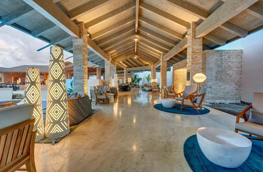 Royalton Antigua resort
