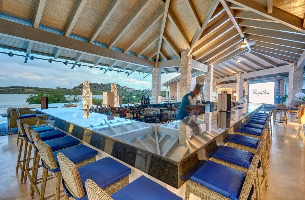 Royalton Antigua resort