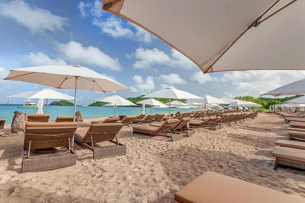 Royalton Antigua resort