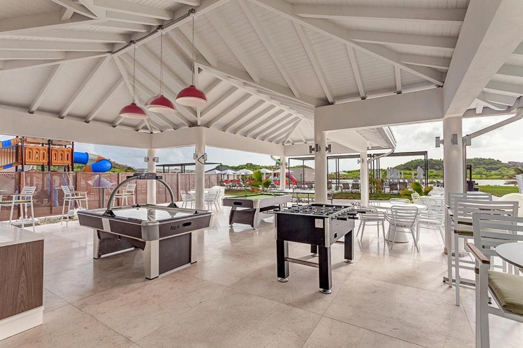 Royalton Antigua resort
