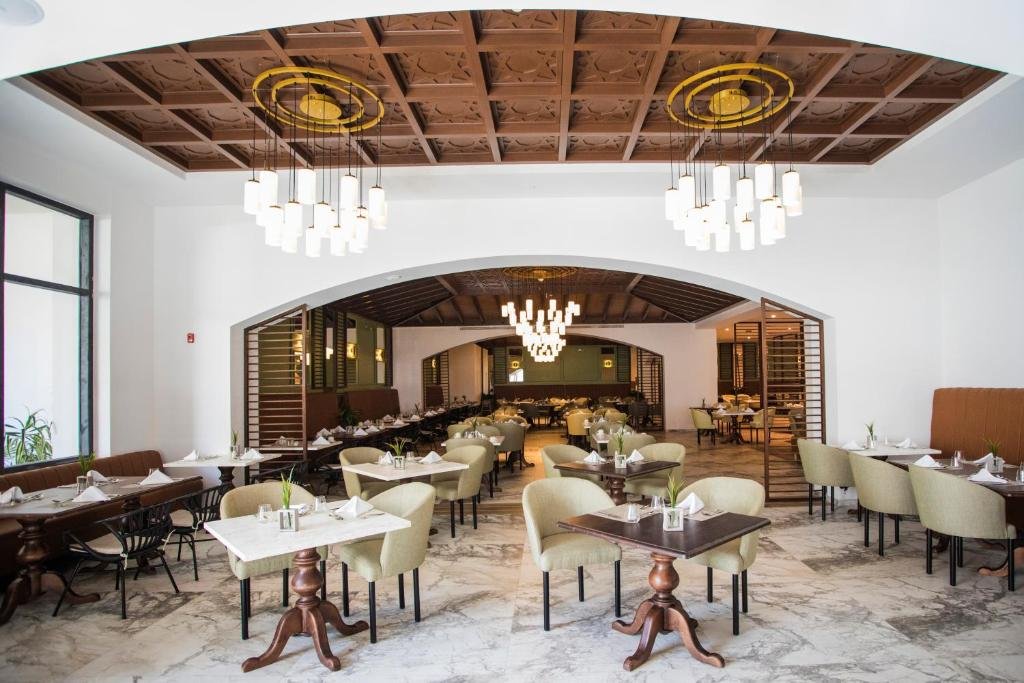Majestic Elegance Costa Mujeres resort