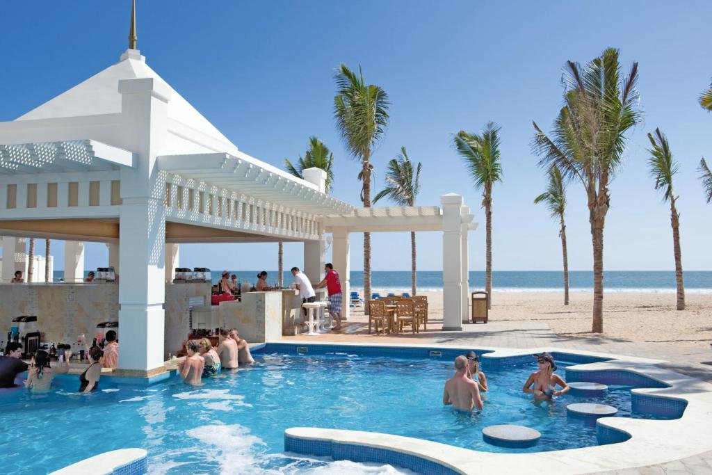 Riu Emerald Bay resort