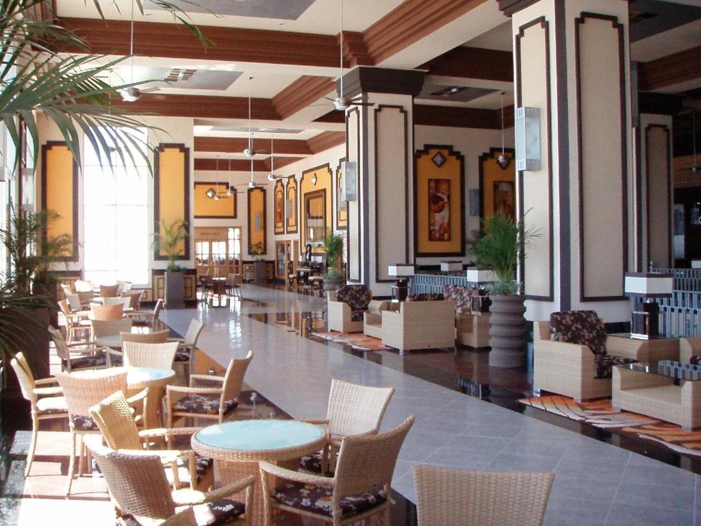 Riu Emerald Bay resort
