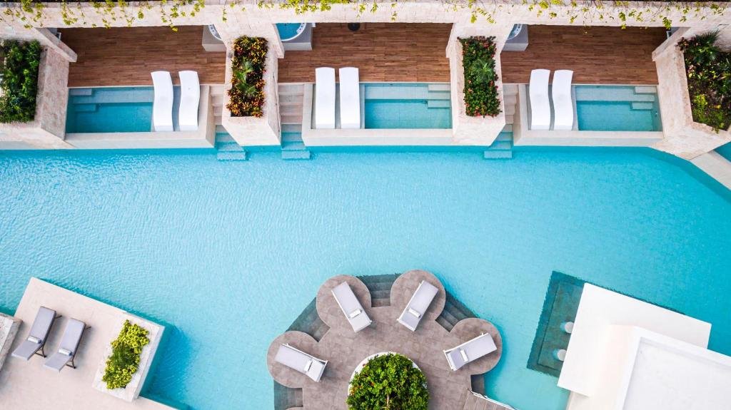 Majestic Elegance Costa Mujeres resort