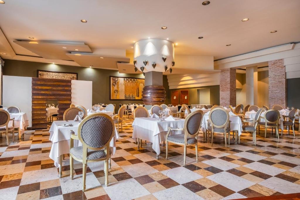 Iberostar Selection Rose Hall Suites resort