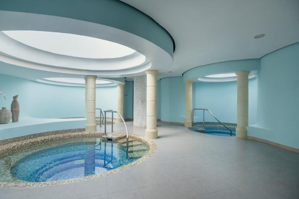 Iberostar Selection Rose Hall Suites resort