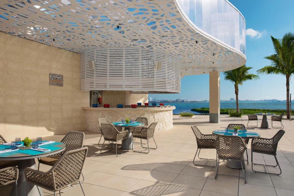 Amàre Cancún resort