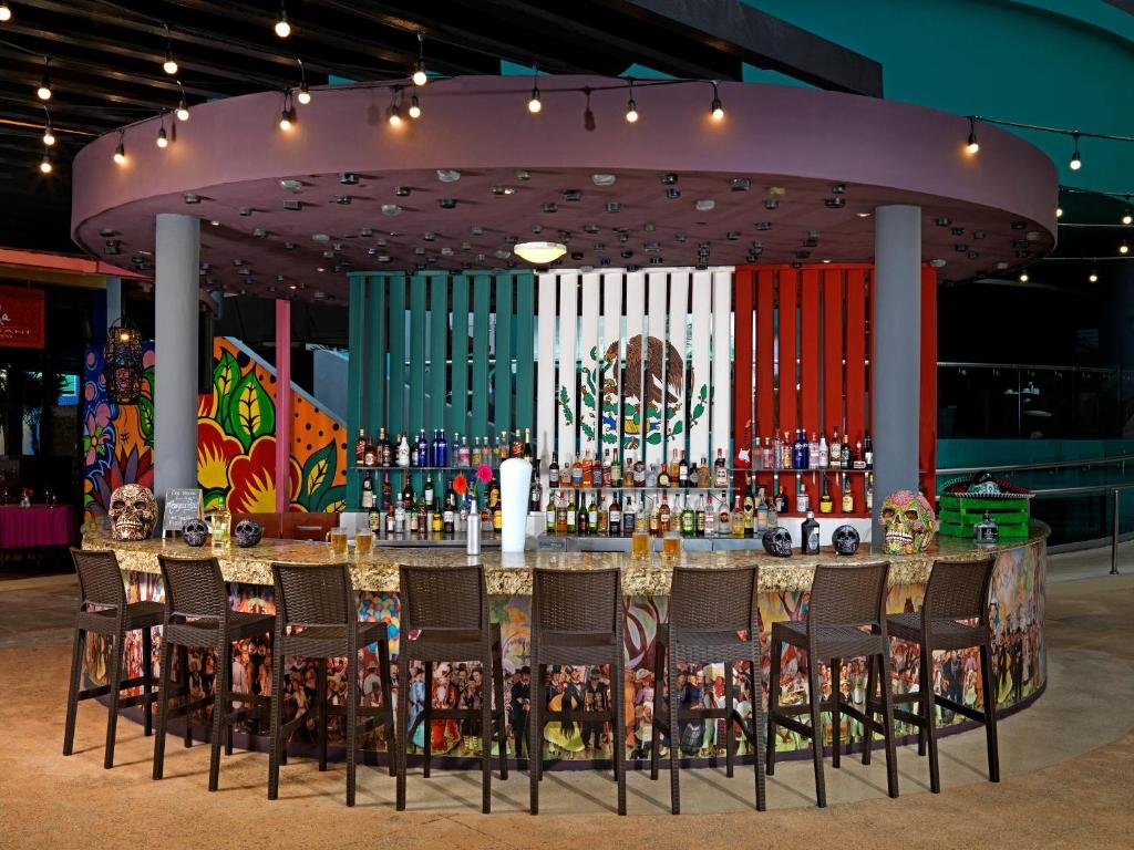 Hard Rock Hotel Cancun  resort