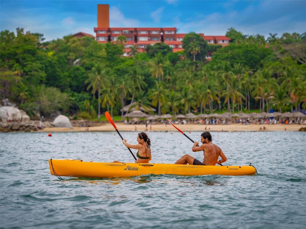 Las Brisas Huatulco resort