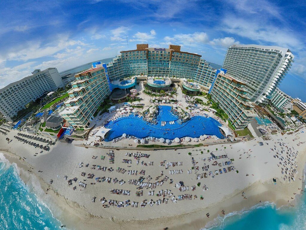 Hard Rock Hotel Cancun  resort