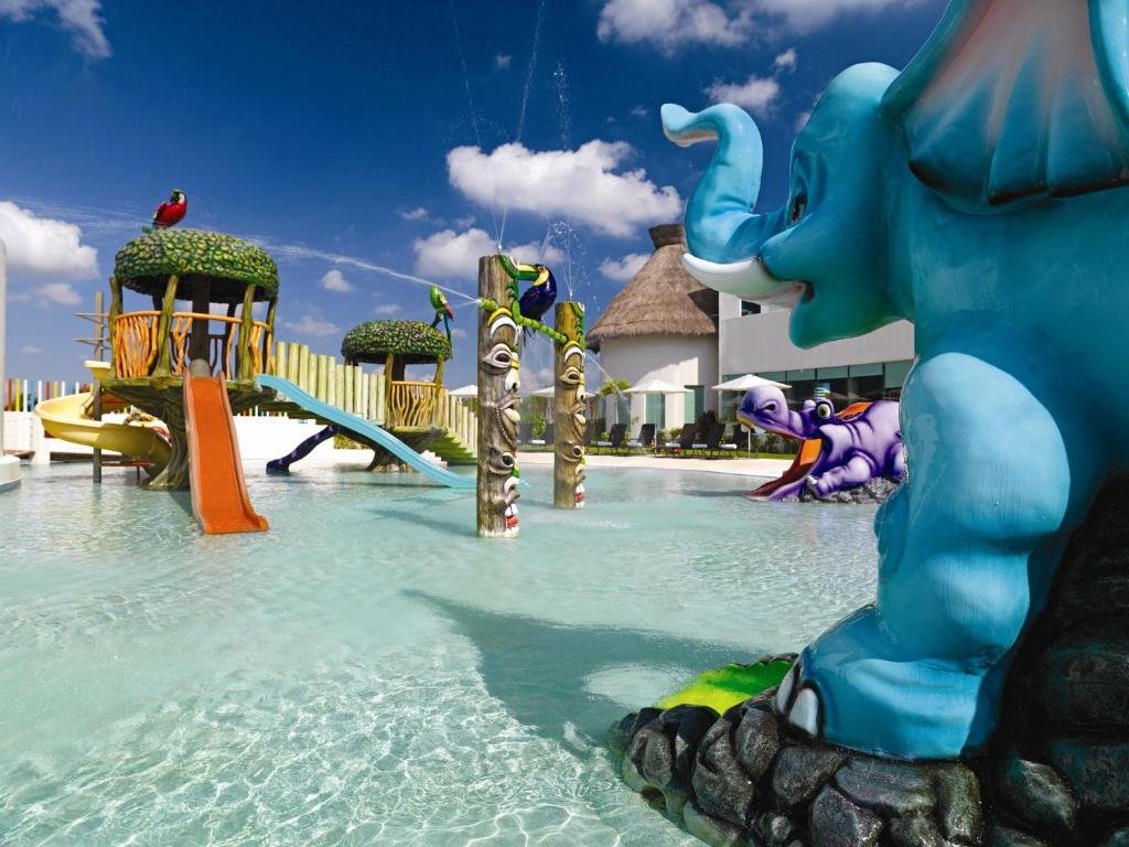Hard Rock Hotel Cancun  resort