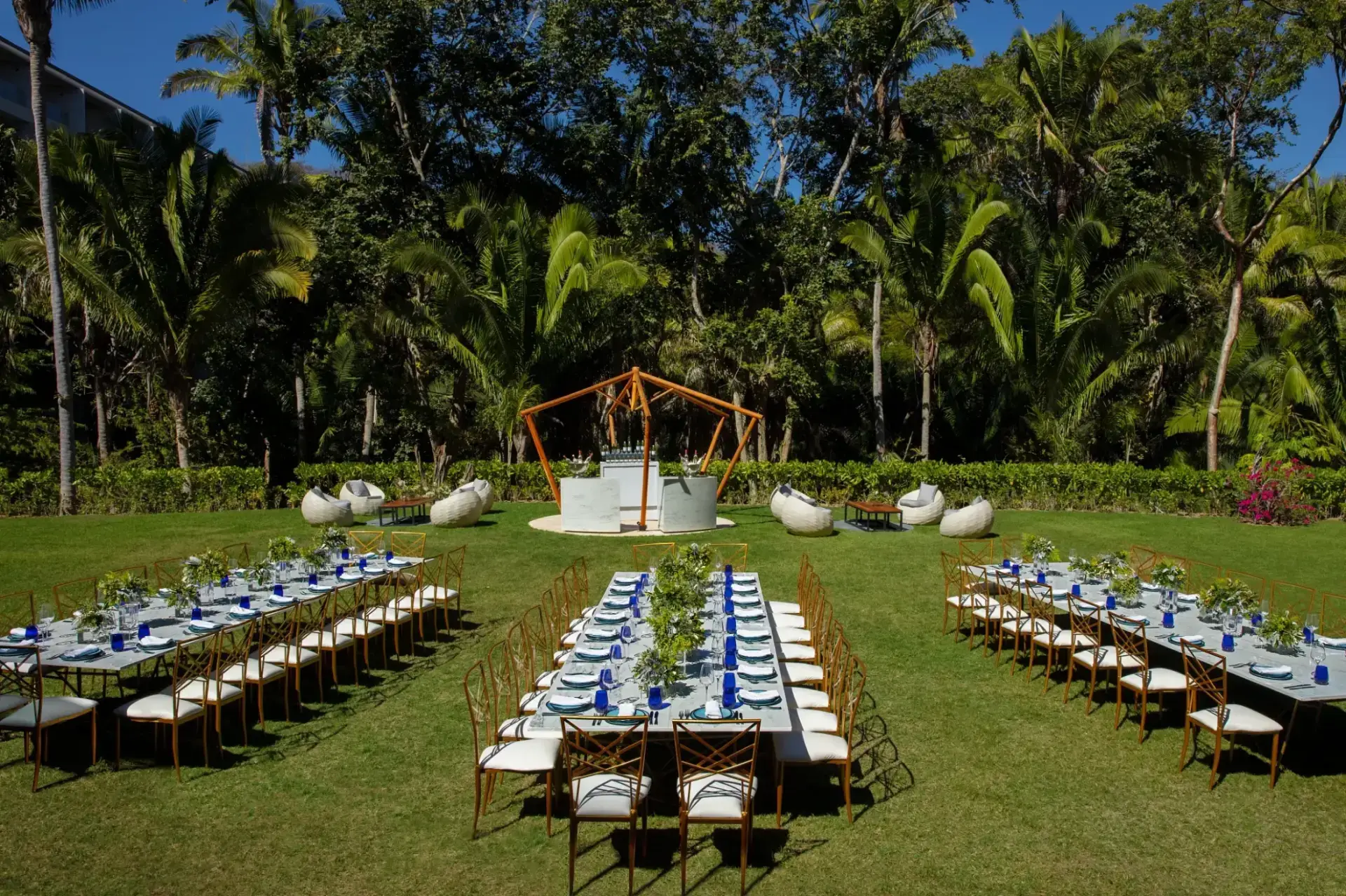Garden Bahia Mita