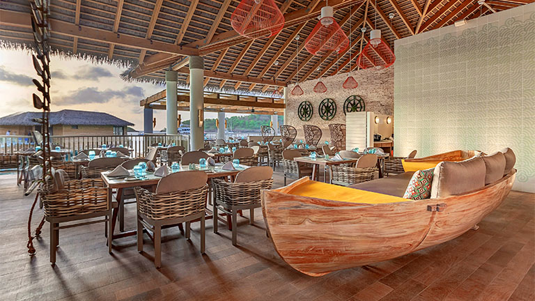 8anuro2-royalton-antigua-rest-caribbean-rest-and-grill