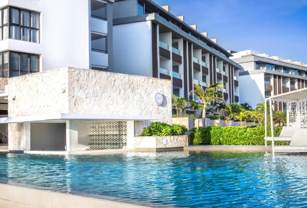 Majestic Elegance Costa Mujeres resort