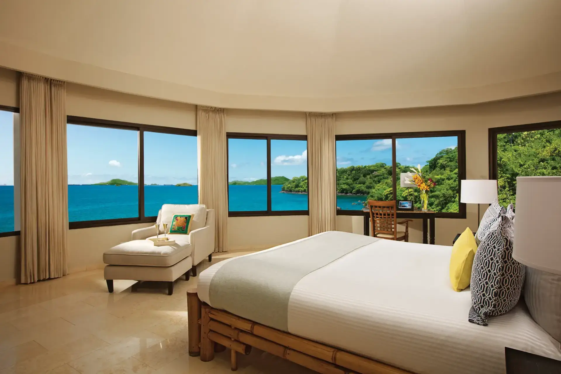 Preferred Club Master Suite Ocean View