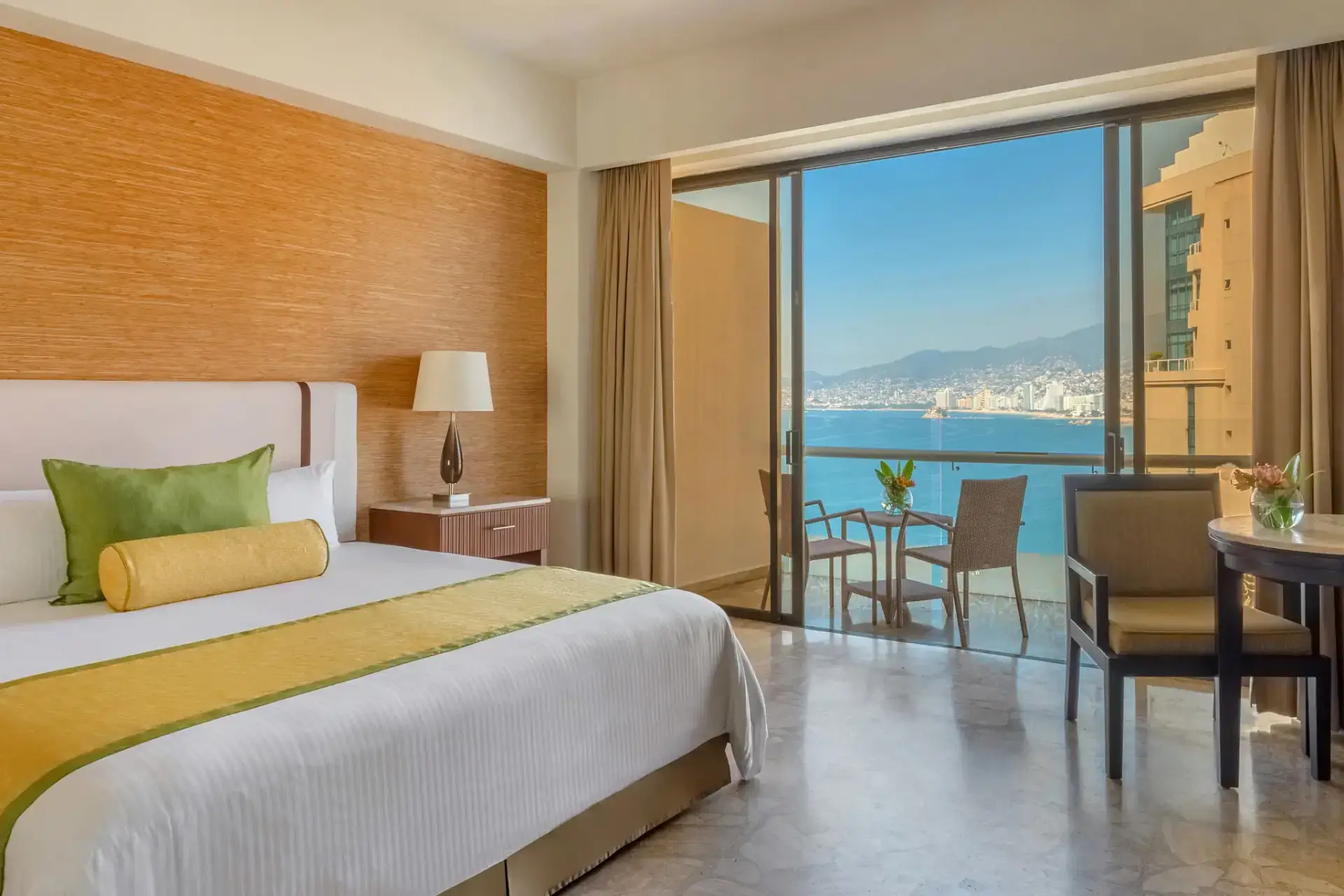 Preferred Club Deluxe Partial Ocean View