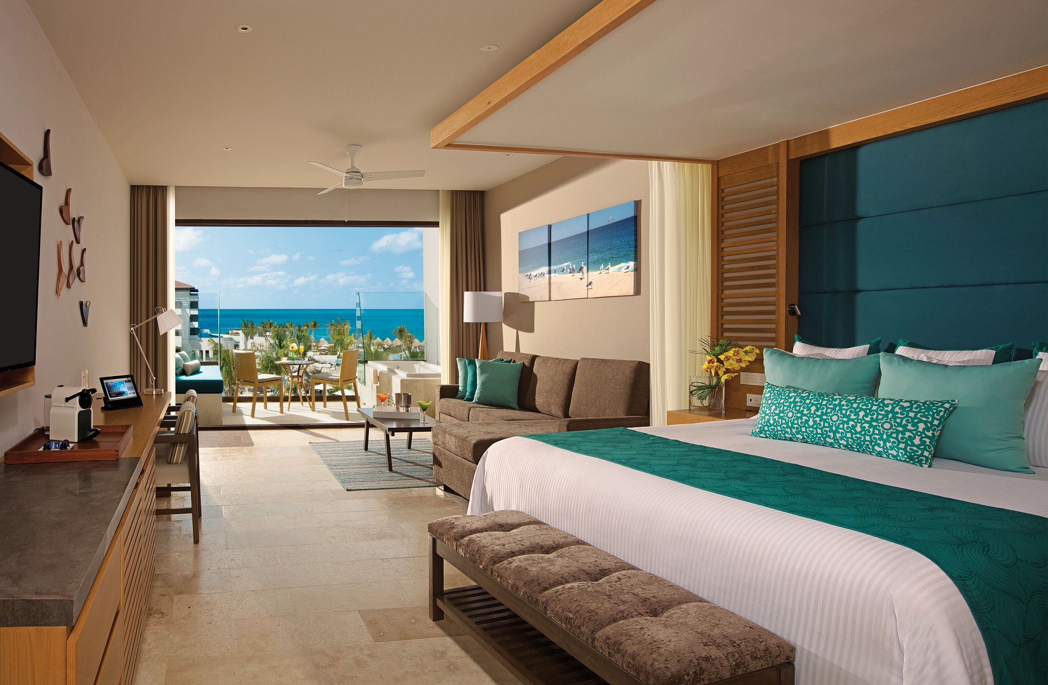 Junior Suite Ocean View King
