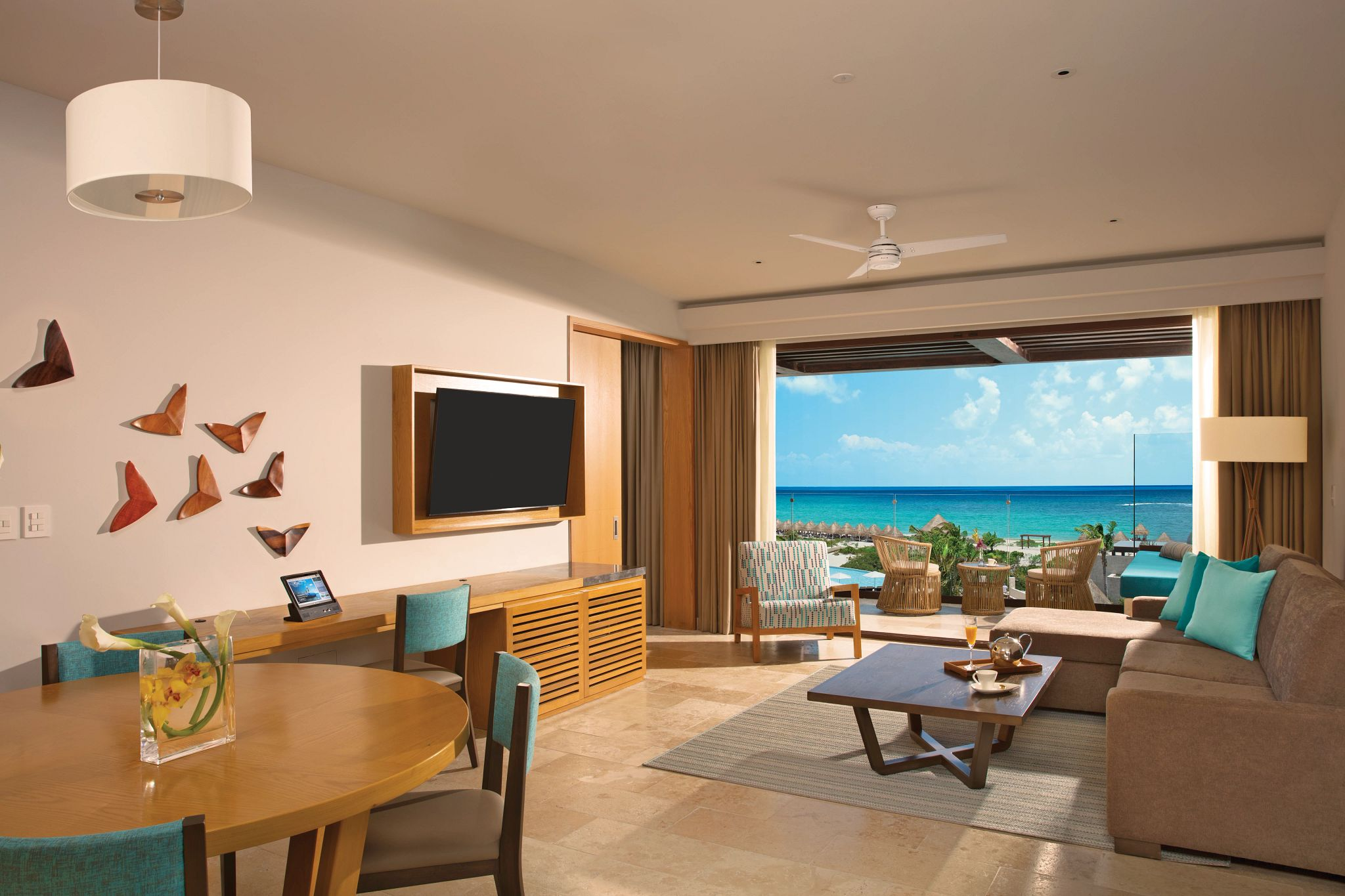 Preferred Club Master Suite Ocean View  Queen