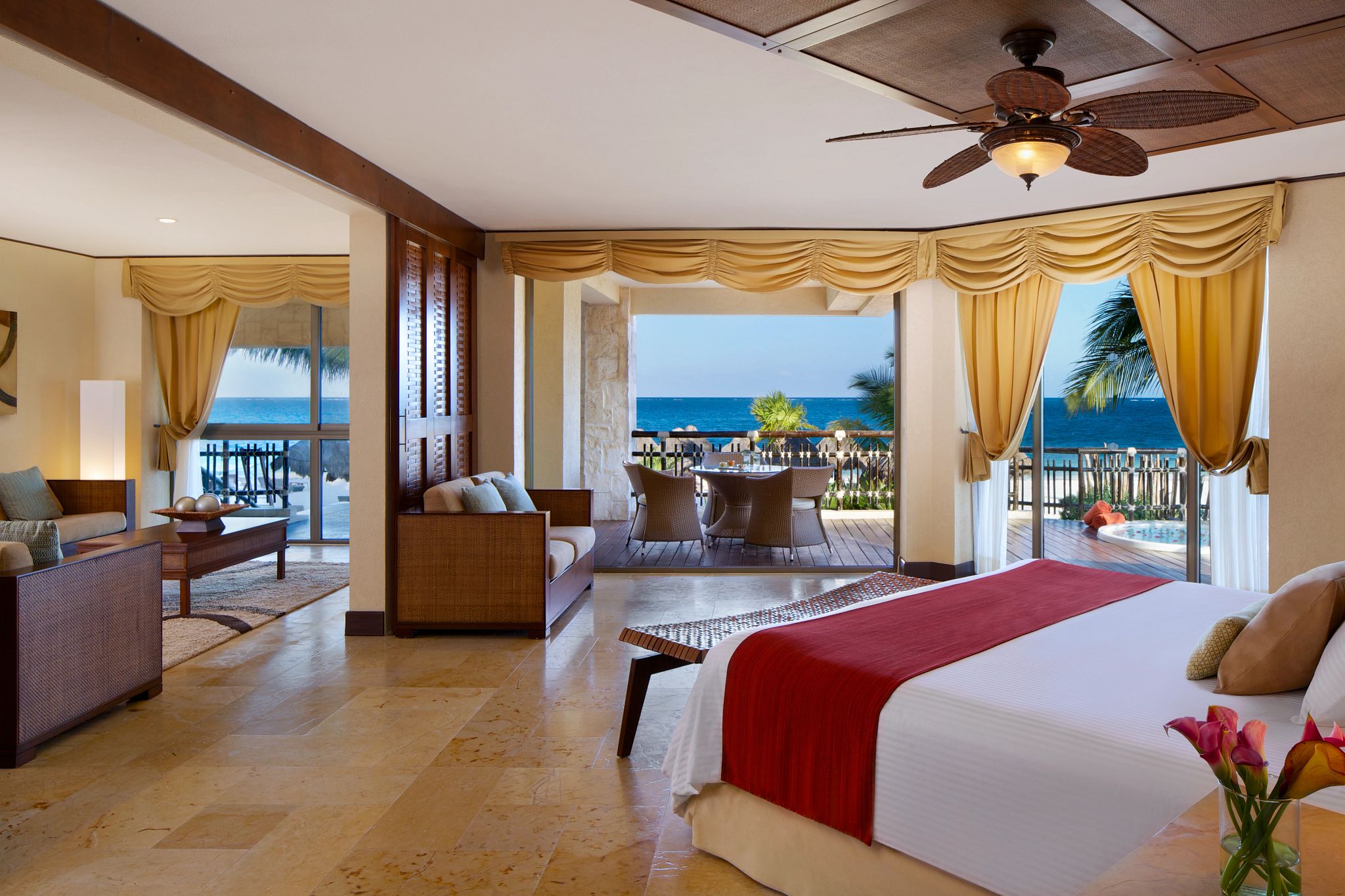 Preferred Club Ocean Front Governor Suite