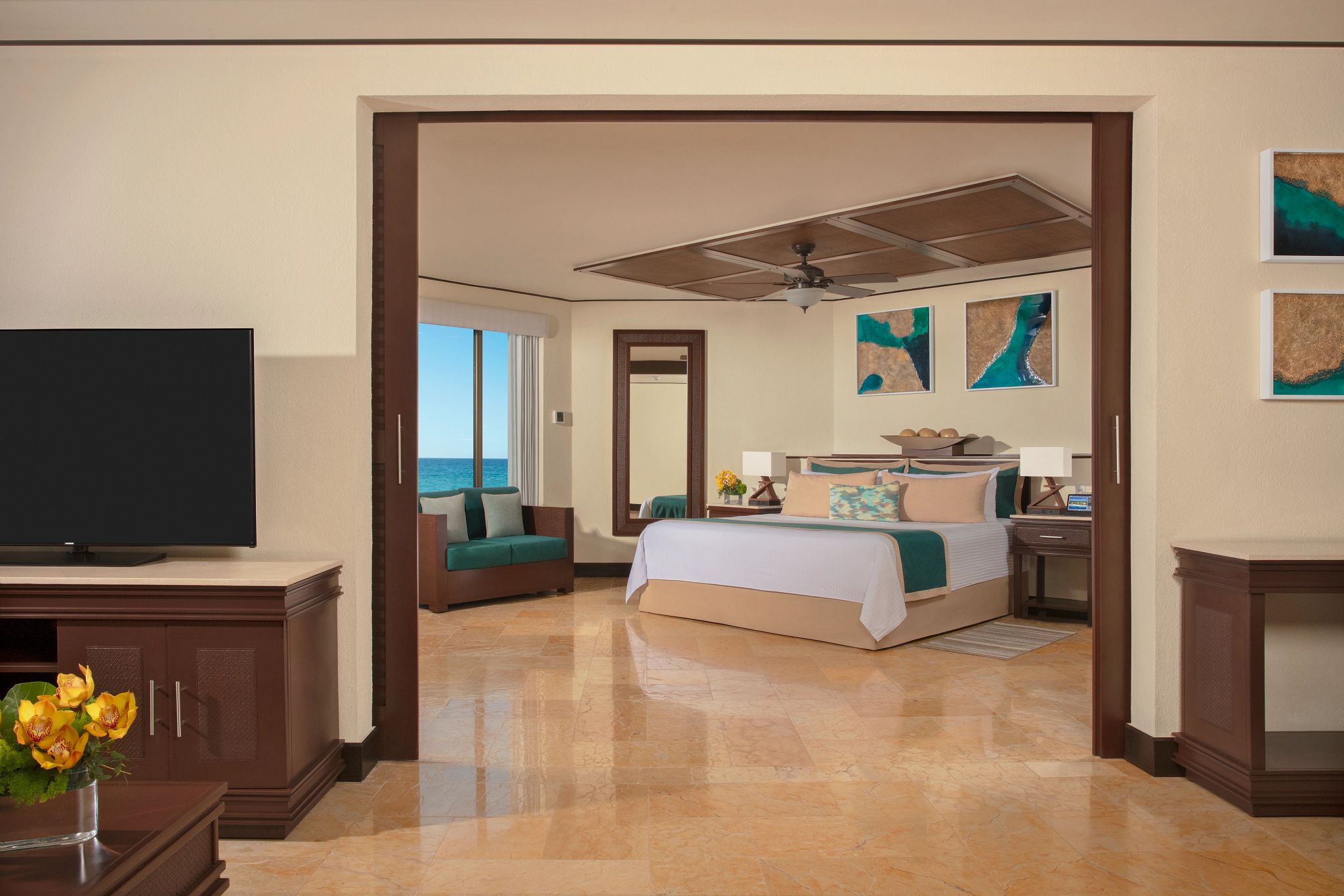 Preferred Club Ocean Front Master Suite