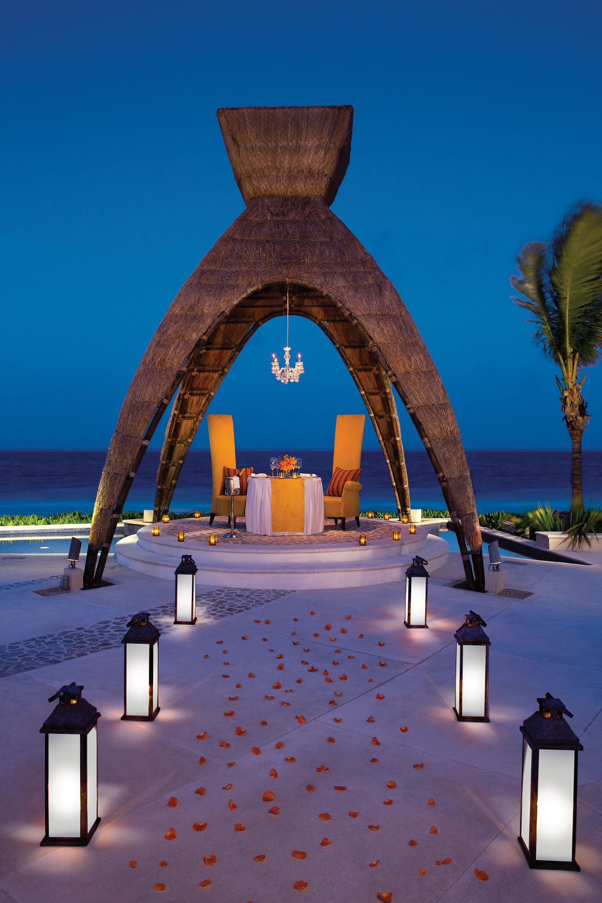 DRERC-RES-RomanticDinner-Gazebo-2-CB