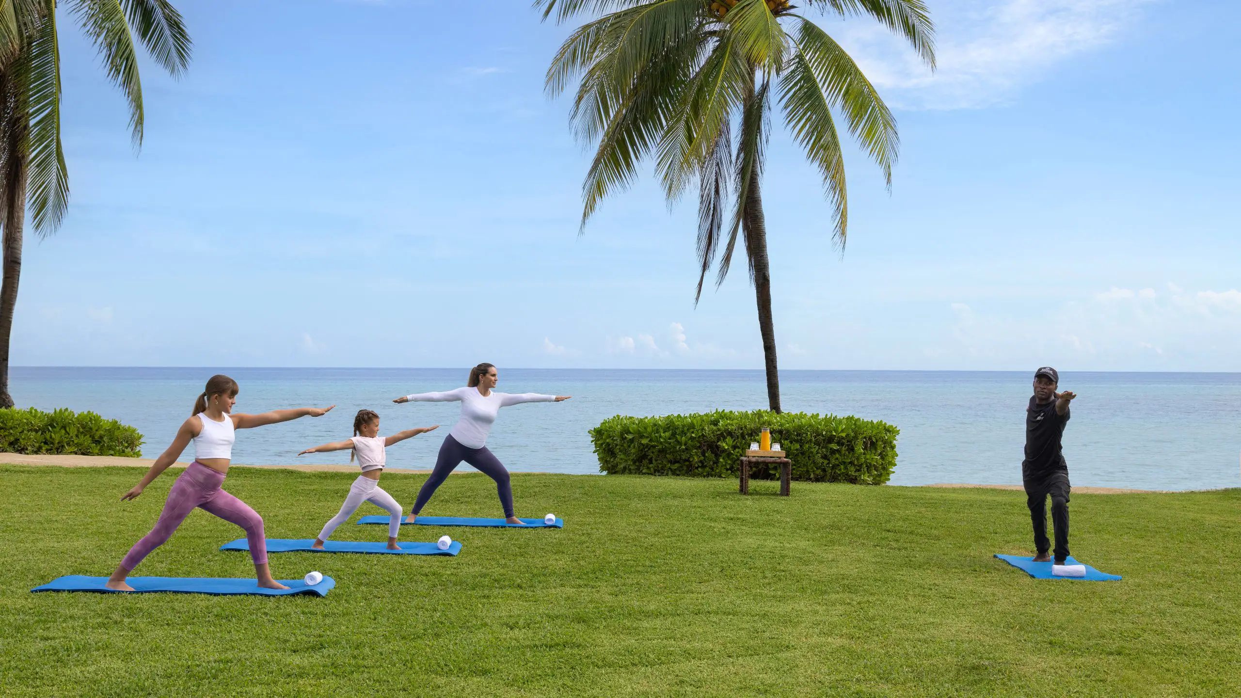 DRRHM-P0017-Outdoor-Yoga-Mom-And-Daughters.16x9