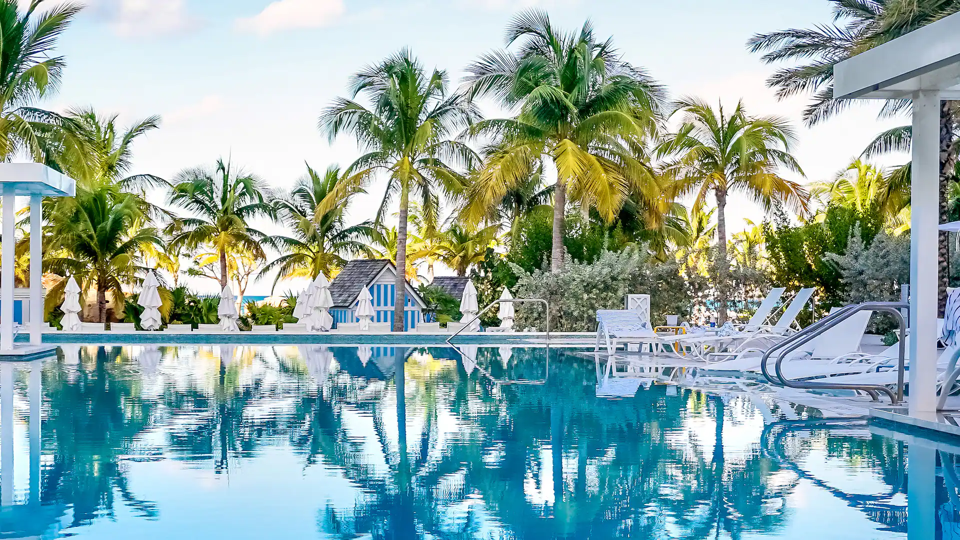 Grand-Hyatt-Baha-Mar-P521-Drift-Pool-Palm-Trees.16x9