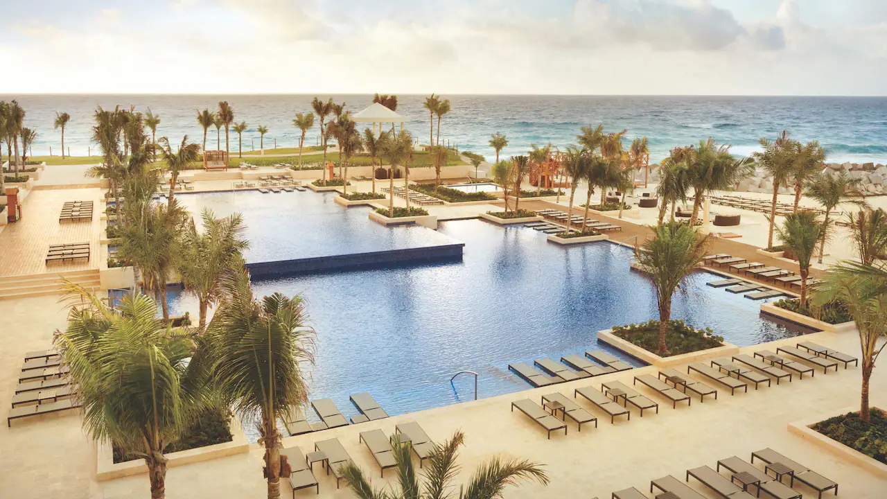 Hyatt-Ziva-Cancun-P214-Club-Pool-Two-Story-Cabanas.16x9