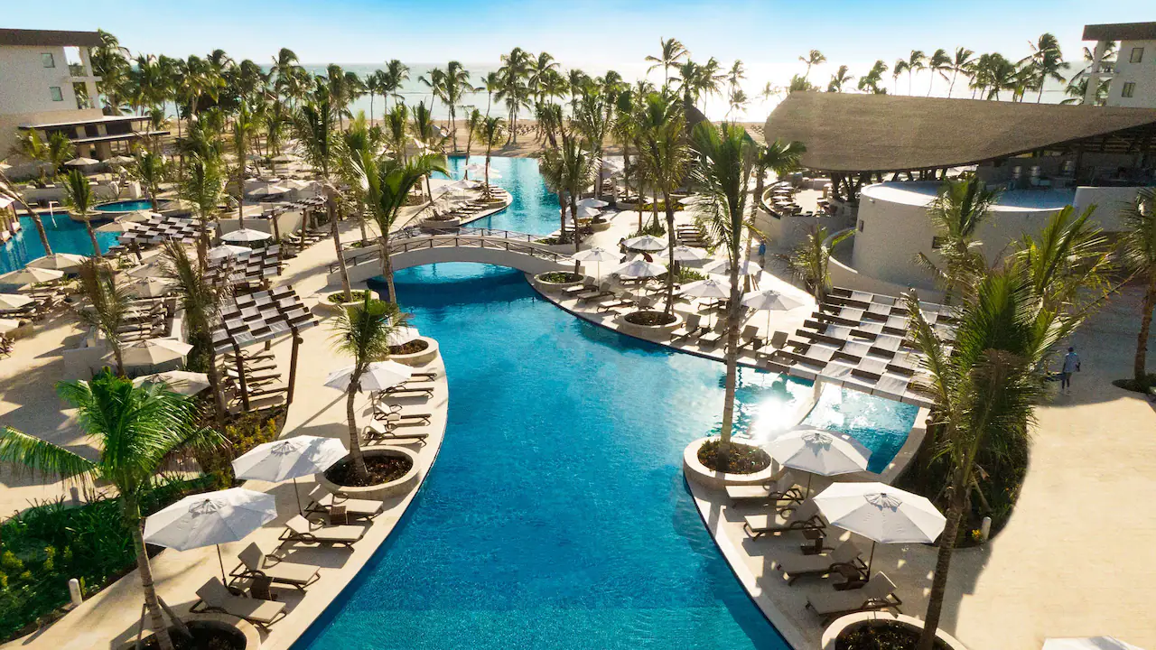 Hyatt-Ziva-Cap-Cana-P033-Aerial-Main-Pool.16x9
