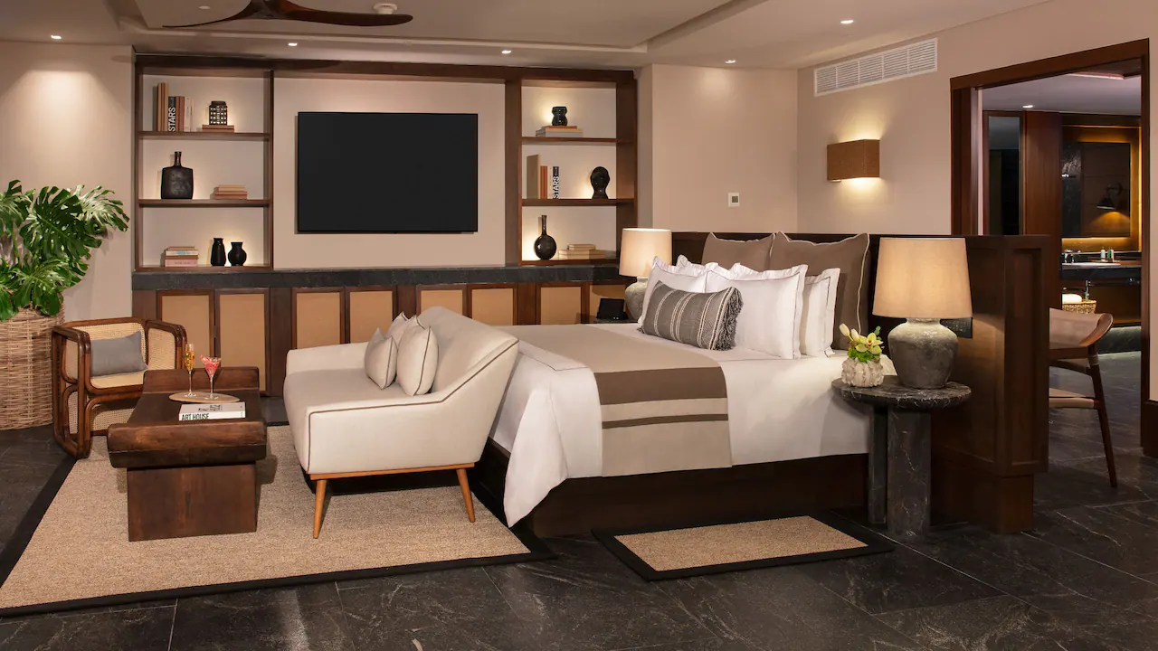SEPDC-P0042-Stellar-Presidential-Penthouse-Suite.16x9 (1)