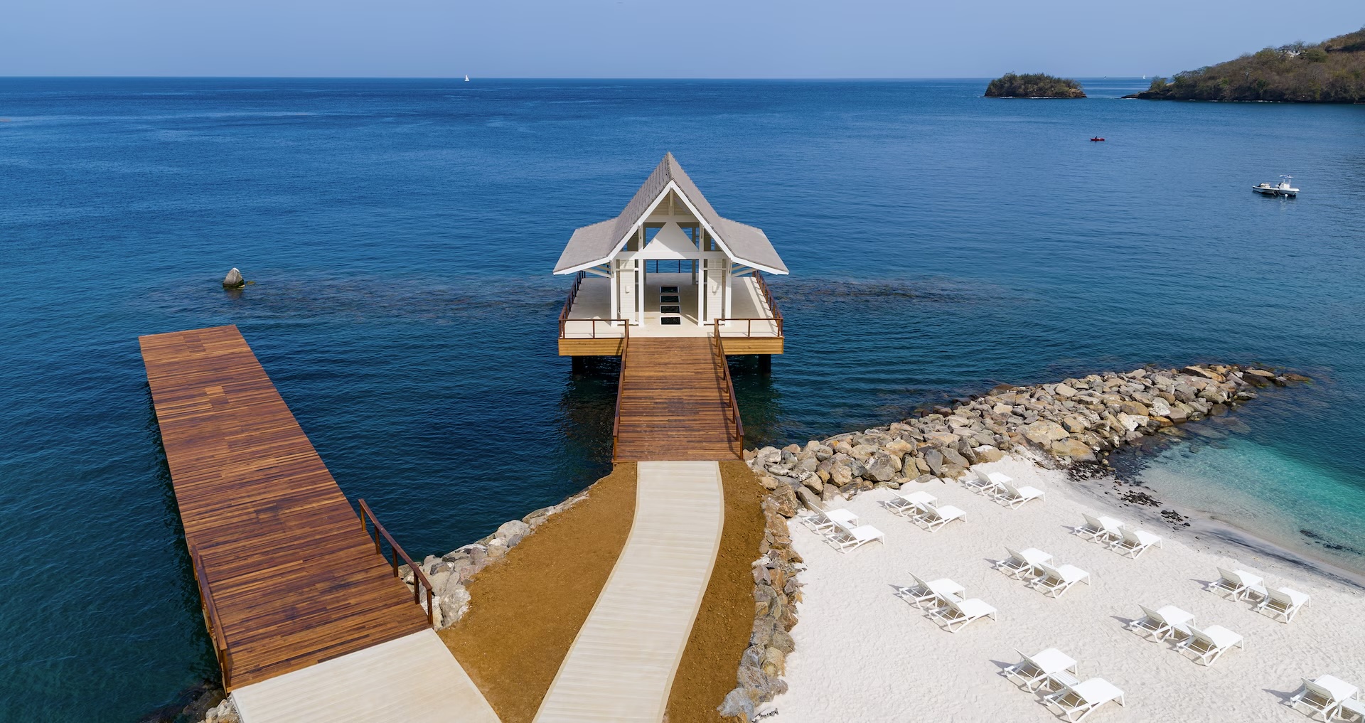Sandals_Saint_Vincent_Chapel_53c8166838_41f5eb26de