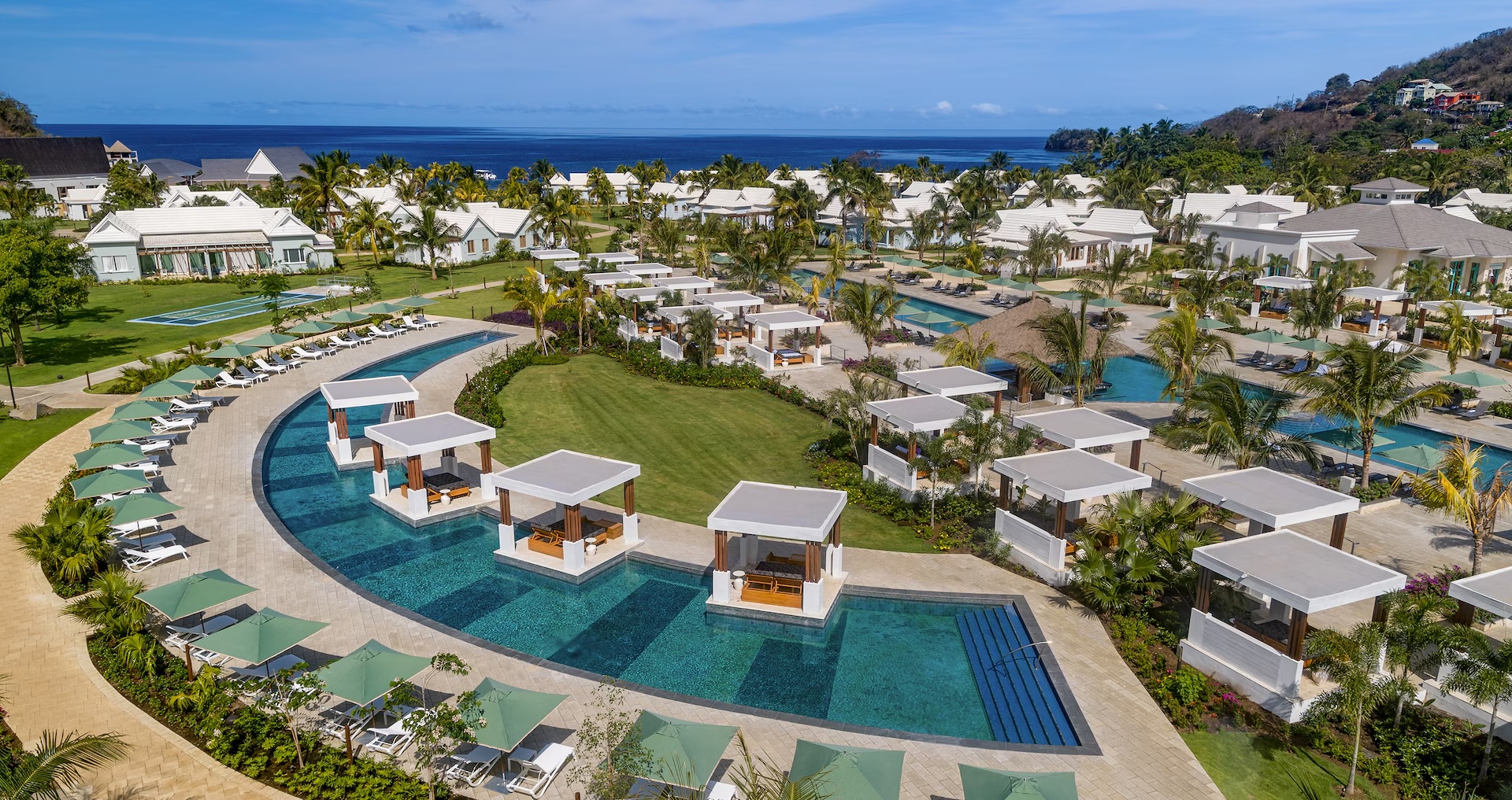 Sandals_Saint_Vincent_Crecent_Pool_09e805887c_1b15c2c768