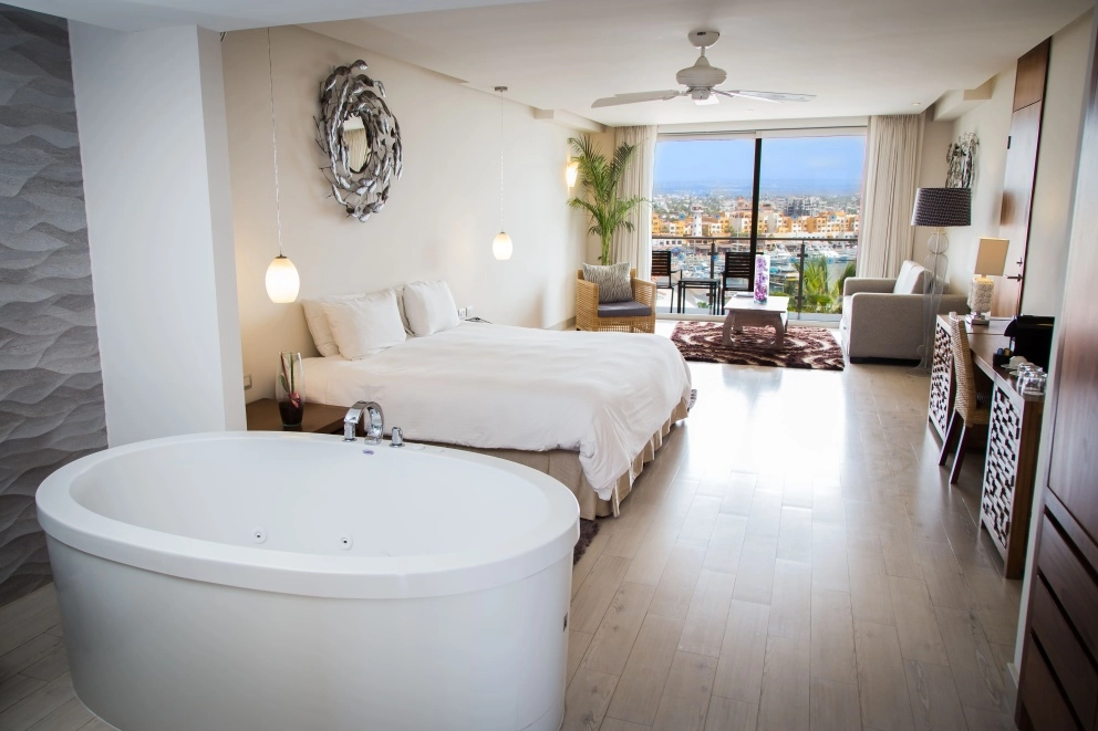 Finisterra Junior Suite