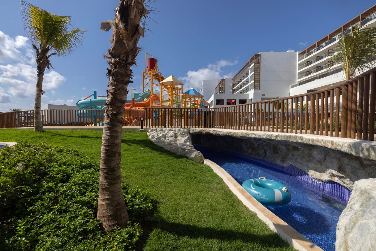 ak-cunsr-lazy-river-32538_Classic-Hor