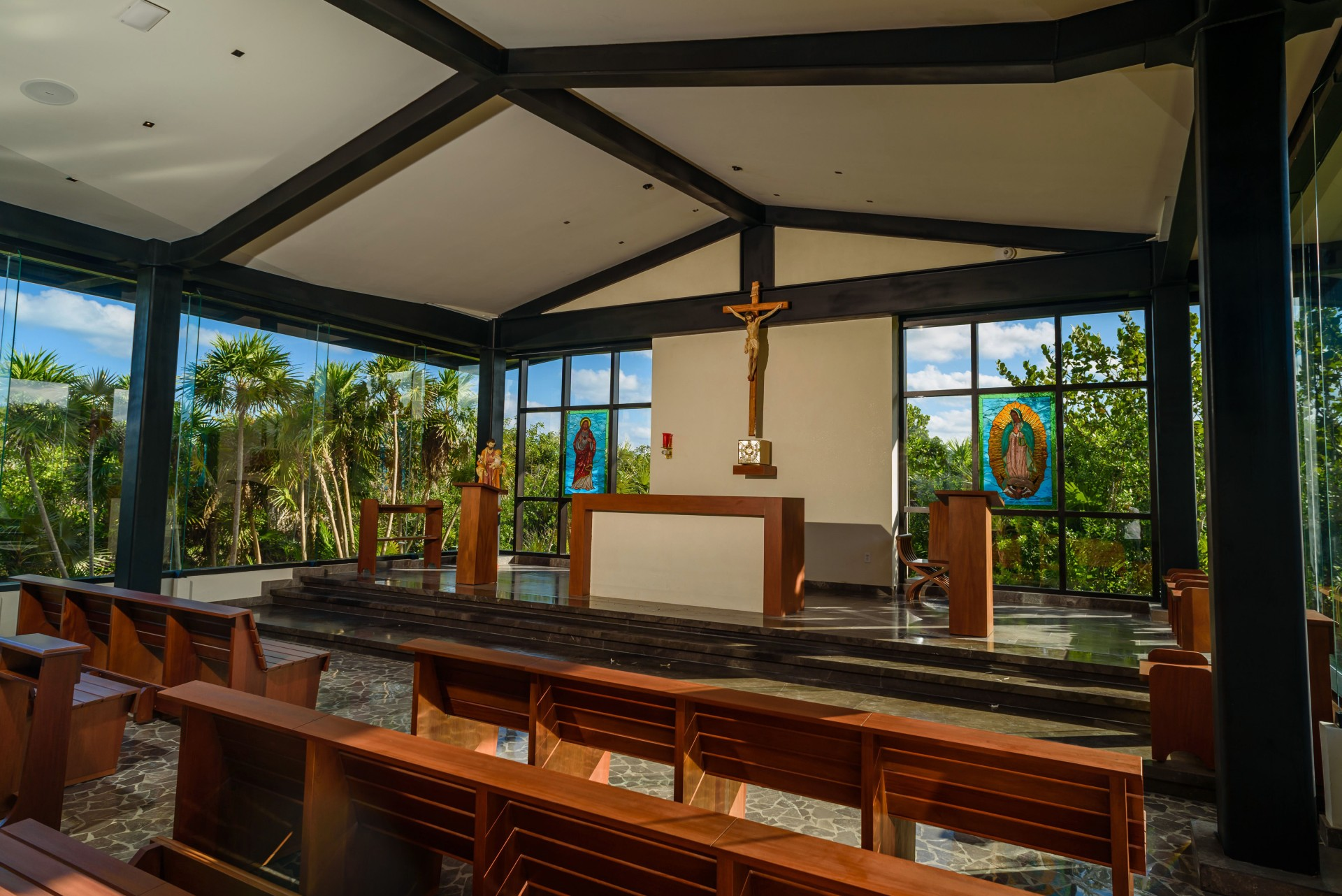 atelier-playa-mujeres-cancun-wedding-venues-capilla-2.webp