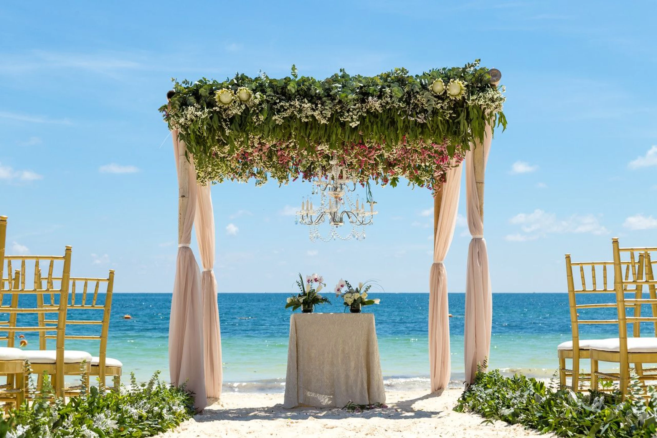 Beach  wedding venue at Dreams Sapphire Resort & Spa