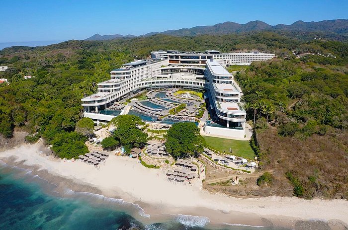 Dreams Bahia Mita Surf & Spa Resort