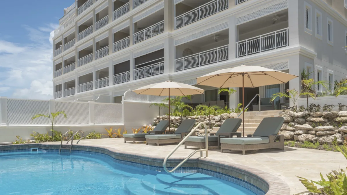 Three Bed Contemporary Suite with Deluxe Pool