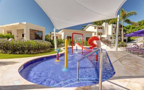 ph_splash_pad_lo_res_001-62337e626b55f-480x300