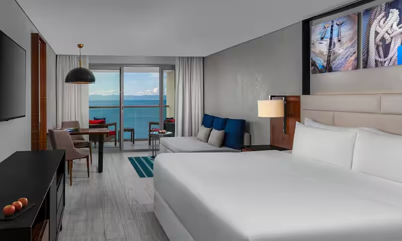 Superior Ocean Front Room - King Bed - Adults Only