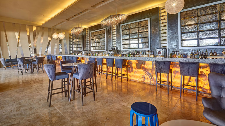 royalton-negril-lobby-bar
