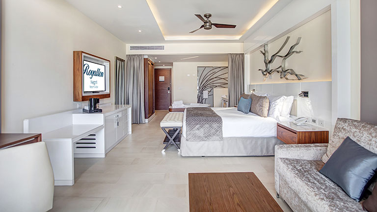 Diamond Club Luxury Junior Suite
