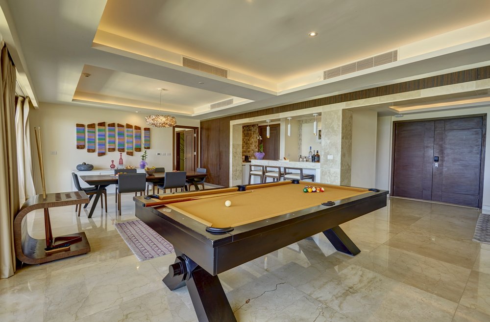 Diamond Club Chairman’s Two/Three Bedroom Suite