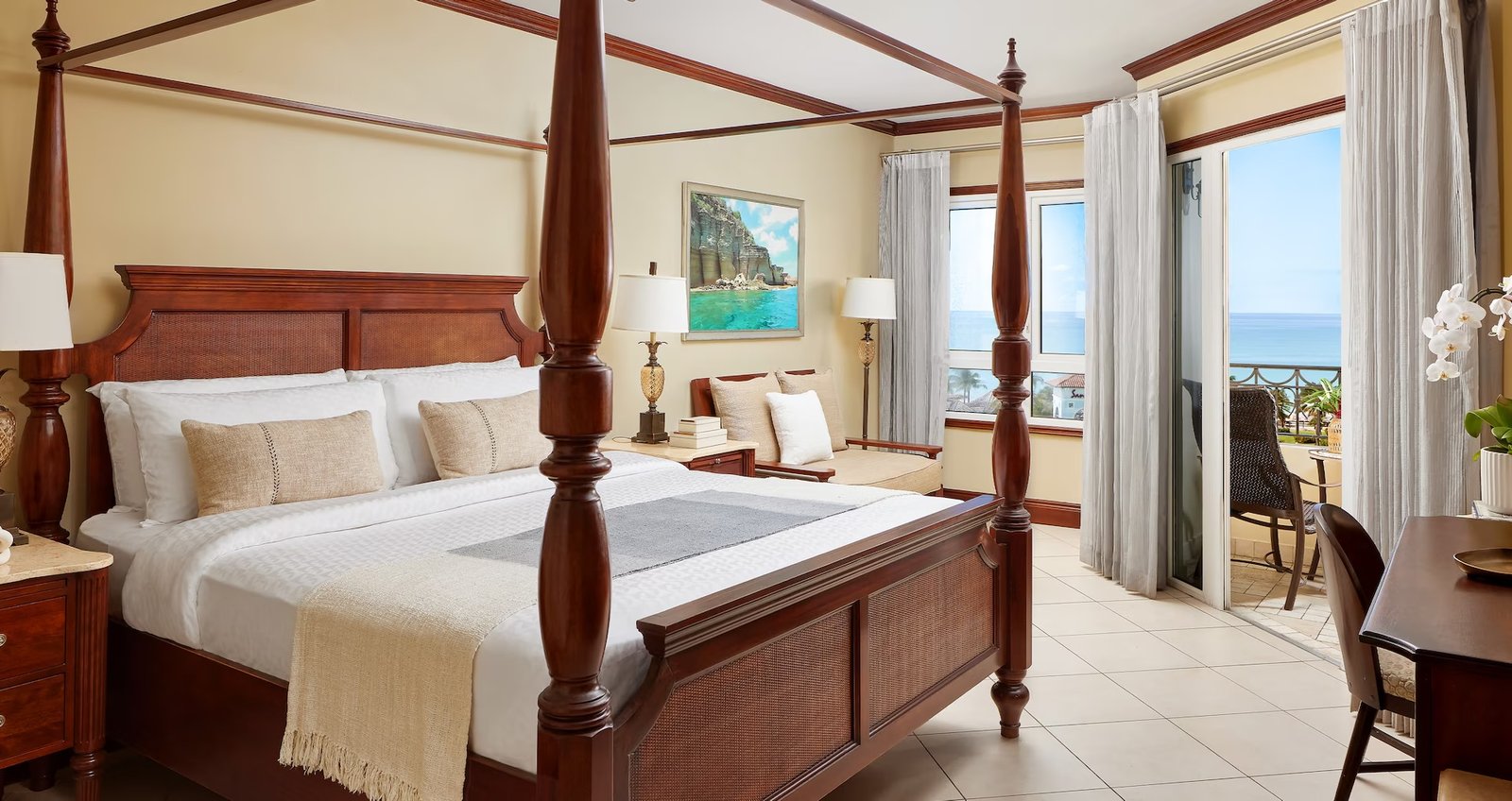 Mediterranean Honeymoon Oceanview Club Level Suite