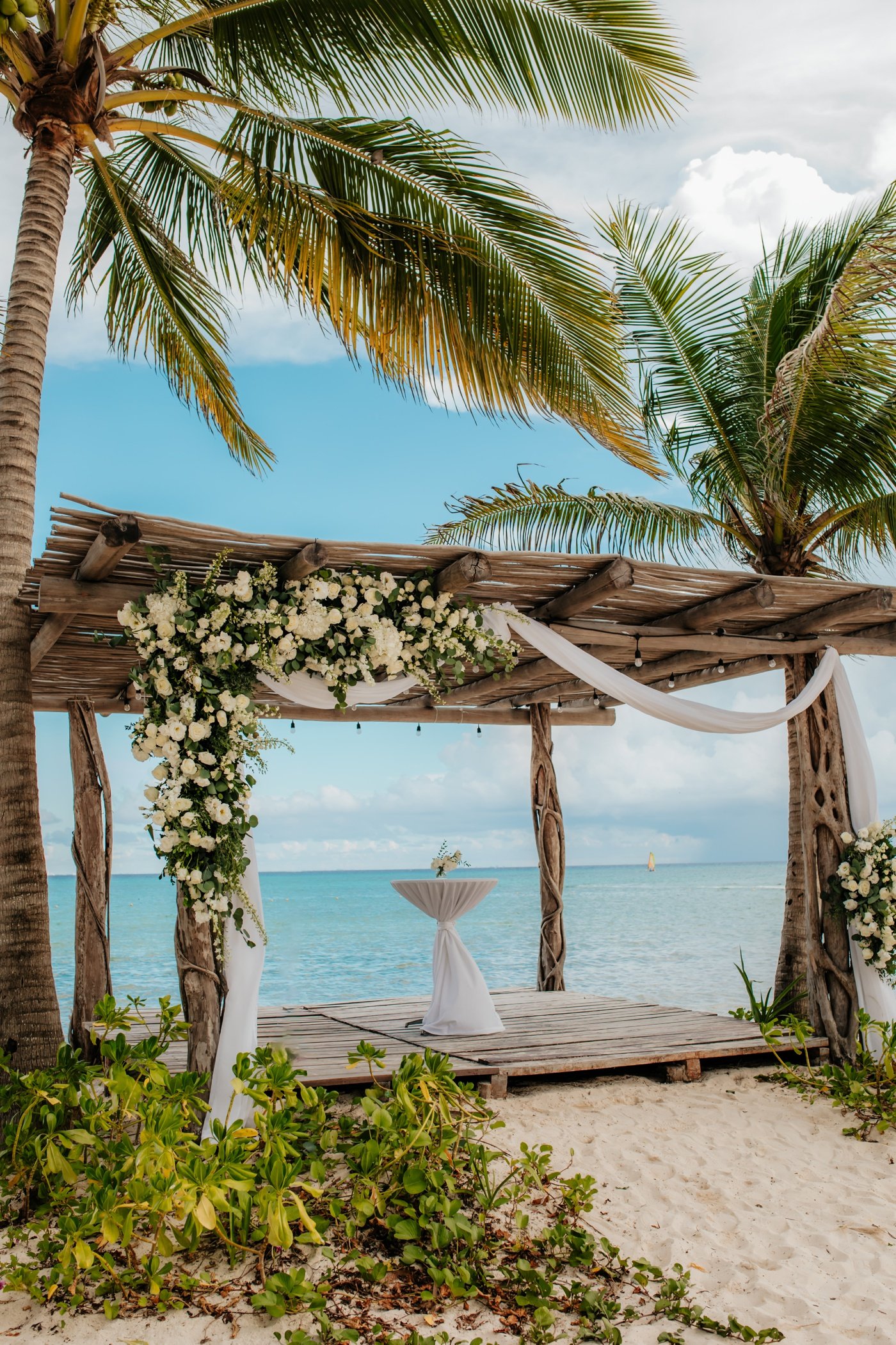 secrets-moxche-wedding-venues-a-complete-guide-bridie-travel-5